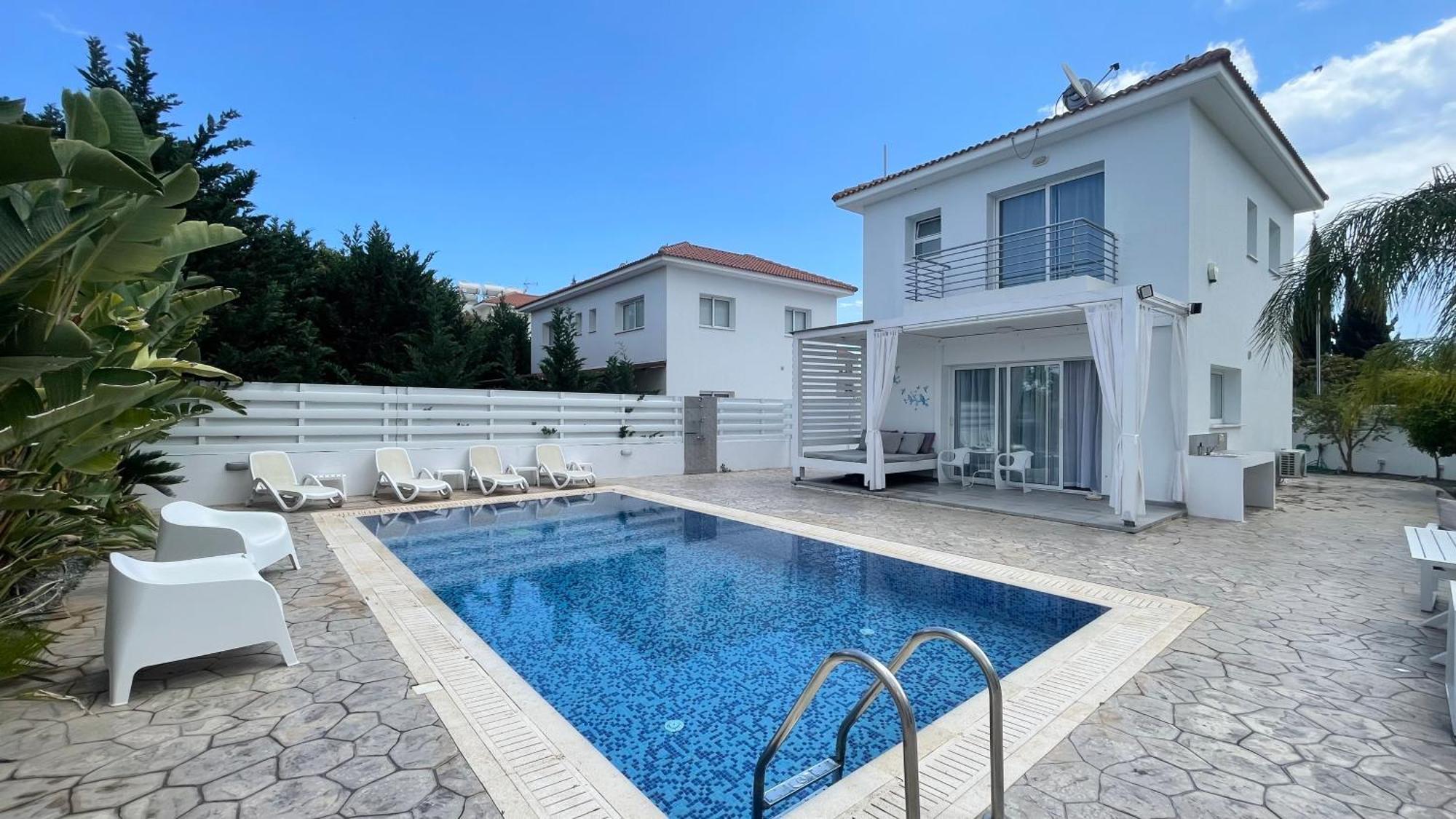 Villa Kolibri- Mythical Sands Paralimni Exterior photo